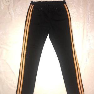 LF BLACK ZIPPER JEANS